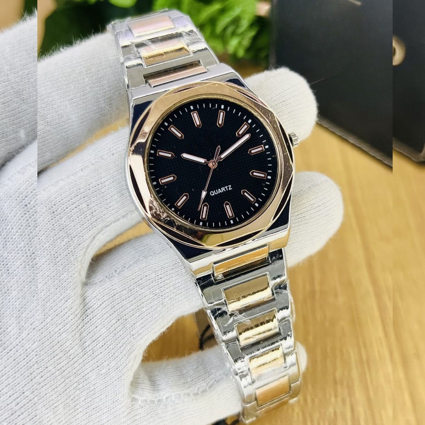 Bin-b Chain Watch for Men and Women Stainless Steel Analog Quartz Watch Classic Luxury Style Two-Tone Multiple Colors